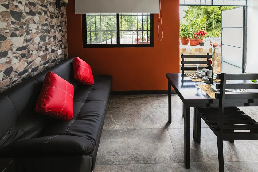 5. Apartment with a mini terrace, WiFi+, cava, etc. - Image 1