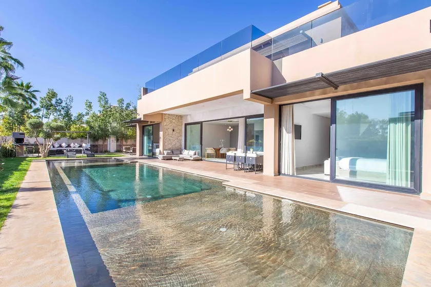 Villa RH private (heated) pool, padel - Image 1
