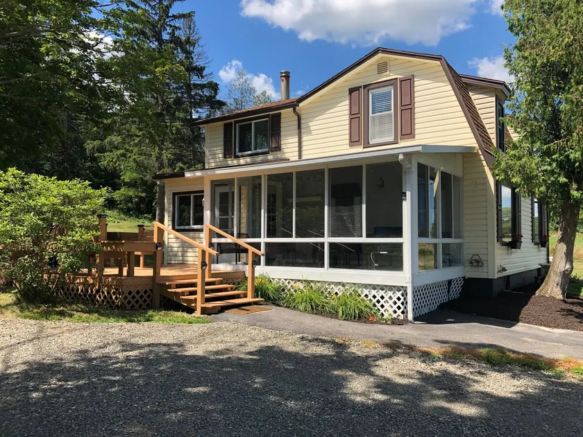 Watkins Glen Wine Trail Homestead - Image 1