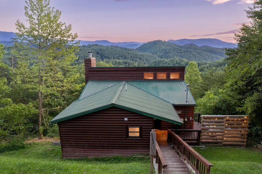 Beautiful Smoky Mountain Views! | Hot Tub | Games - Image 1