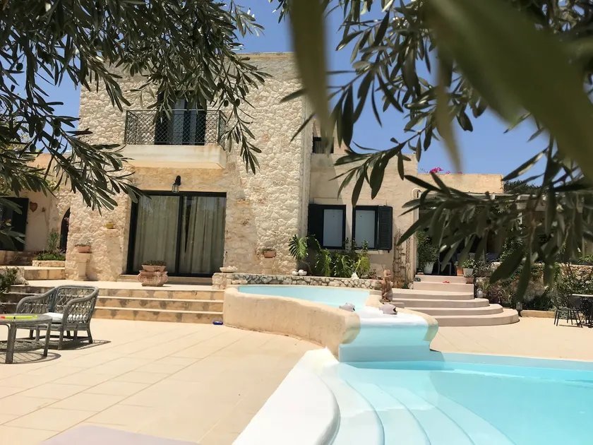 Olive House Traditional Villa with Pool - Image 1