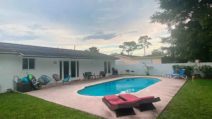 Beautiful Jewel in Miami Gardens w/Heated Pool - Image 1