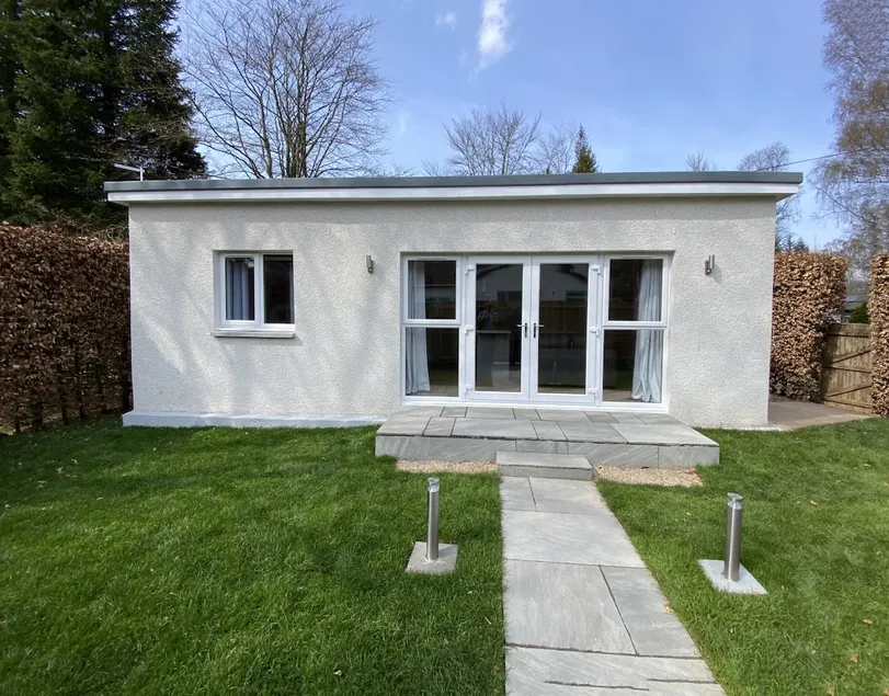 White Cottage - Cosy Holiday Cottage in Drymen, Loch Lomond & Trossachs - Image 1