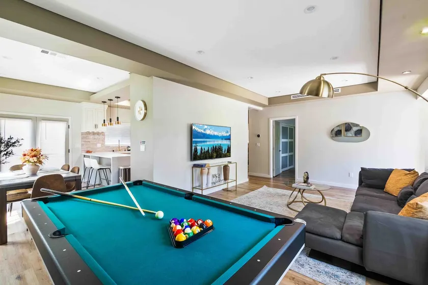 The LA Dream: 3bd home with Jacuzzi - Image 1