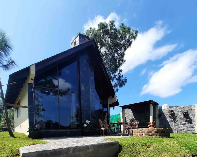 Yari Cabin - Image 1