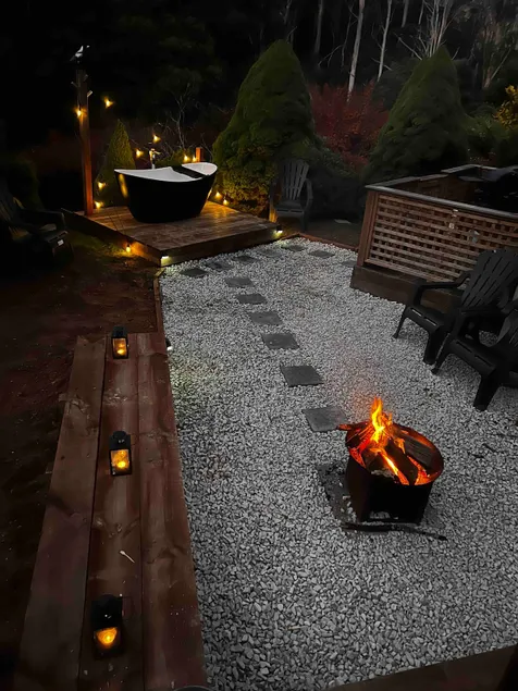 Romantic Wilderness Hideaway with Outdoor Bath - Image 1