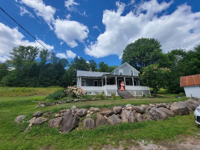 Cozy Adirondack Cottage in private 80 acre woods. - Image 1