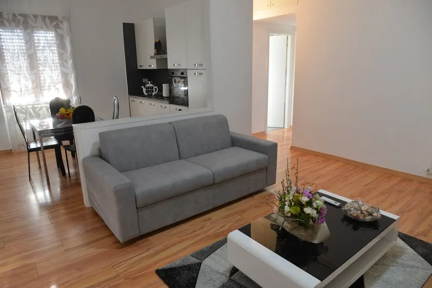 Lilly's house - Image 1