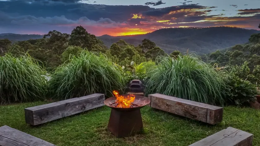 The Mountain View Retreat - Image 1