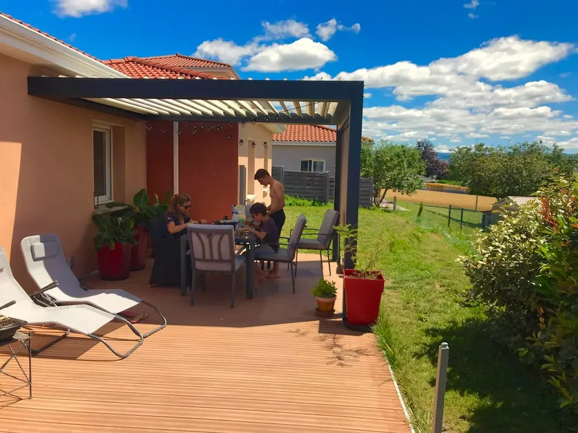 Quiet house and garden for 6 near the volcanoes - Image 1