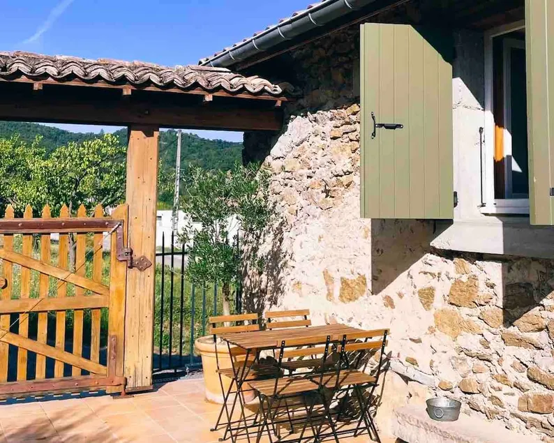 Authentic gîte - Image 1
