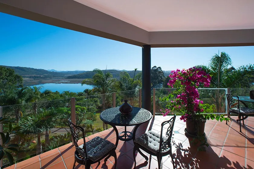 Lagoon View Villa - Image 1