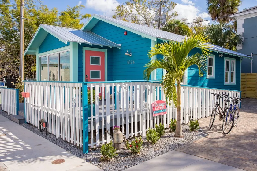 NY LISTE! ☼ The Cottage Next Door (Downtown Sarasota) - Image 1