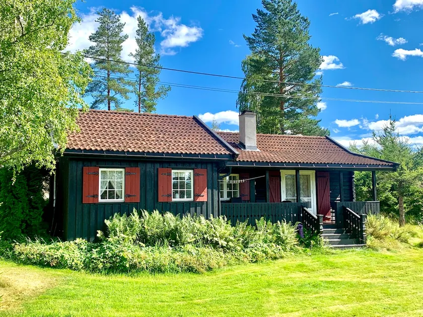 Sunny cabin with fiber net and good hiking opportunities - Image 1