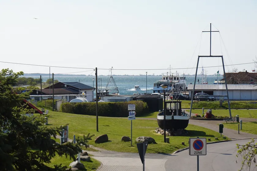 Holiday nest Schaprode (for 4-6 ) directly on the harbor - Image 1
