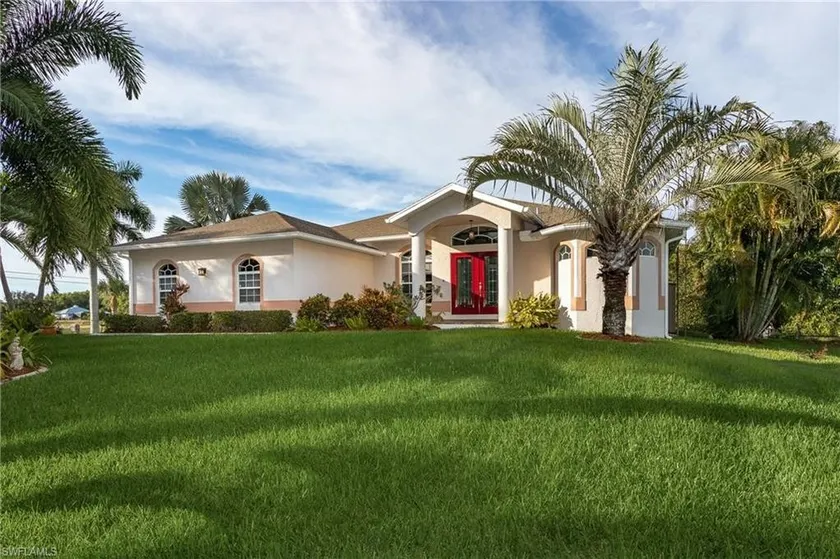 Calling Waters-Gulf access w/dock, pool and HT. - Image 1