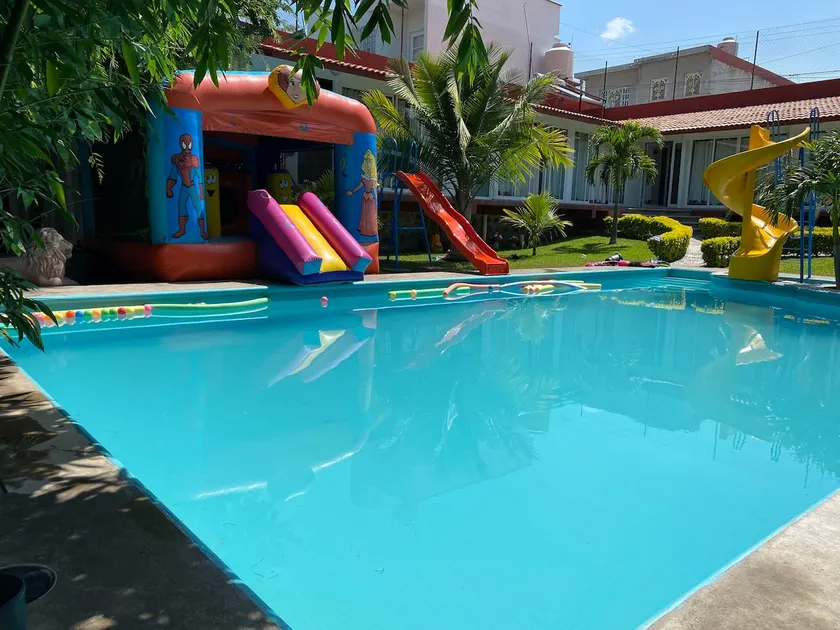 Morelos Yautepec Large Pool Rest House - Image 1