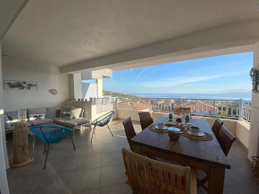 Exceptional Sea View - Image 1