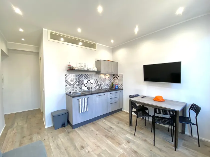 Suite SteBa 2 - Image 1