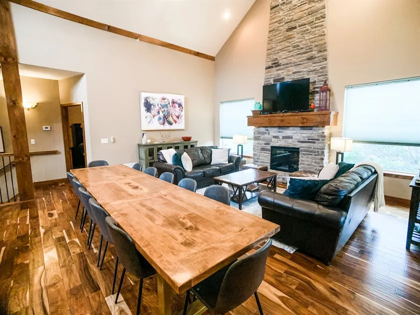 6BR Lodge w/ Hot Tub & Fire Pit | Sleeps 16 - Image 1