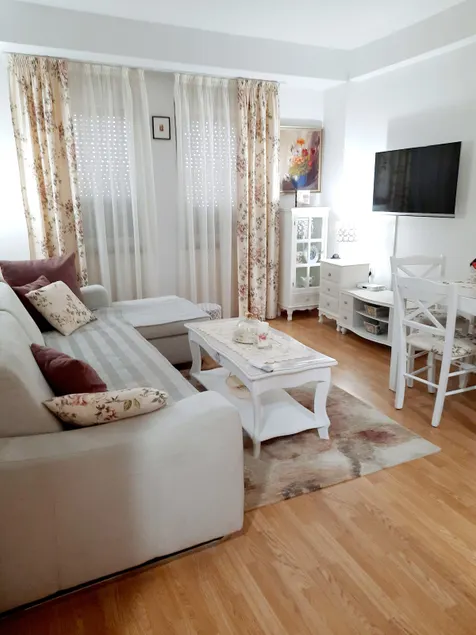 Apartment in Ohrid - Image 1