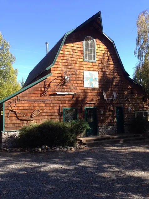 Laurel Farm's Guesthouse - Image 1