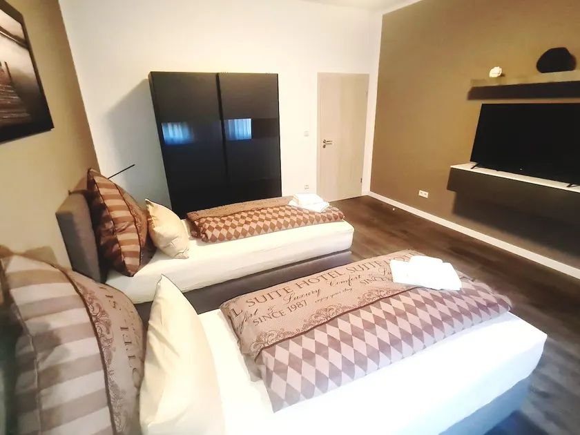 Suite 3 Apartment - Image 1