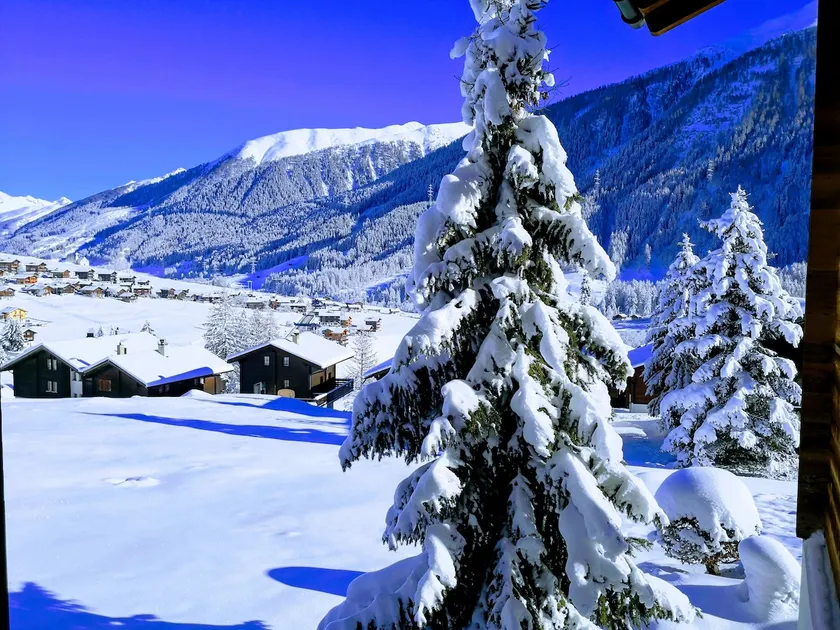 Beautiful studio with fantastic views - Image 1