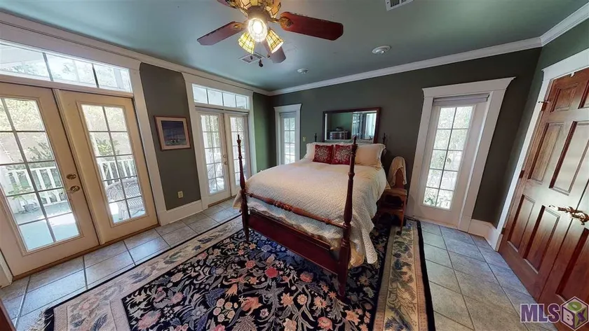 Room w/ private entrance/sitting porch $0 cleaning - Image 1