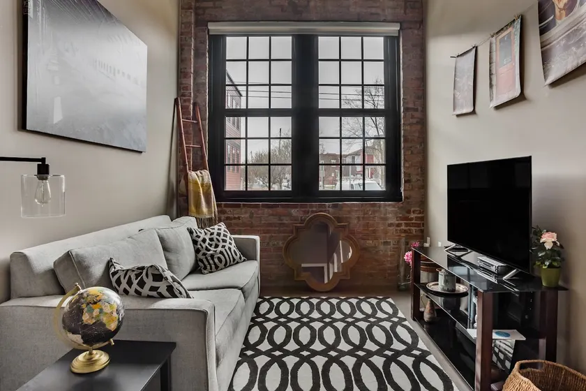 Industrial Chic Apartment in Re-Purposed Factory - Image 1