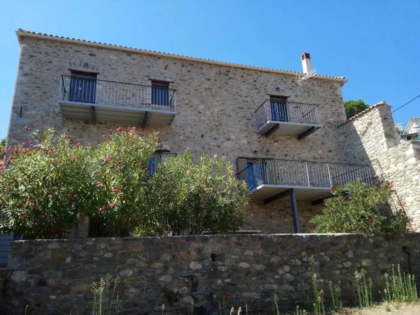 Entire Home in Southern Peloponnese - Image 1