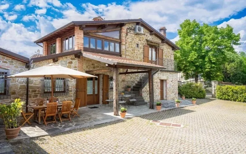 villa Emilia Tuscan stone - Image 1