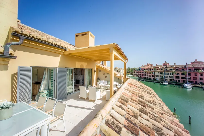 One & Lux - Sotogrande - Image 1