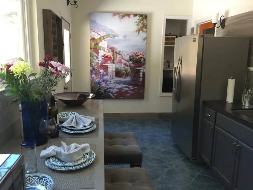 The Foothill Suite - Image 1