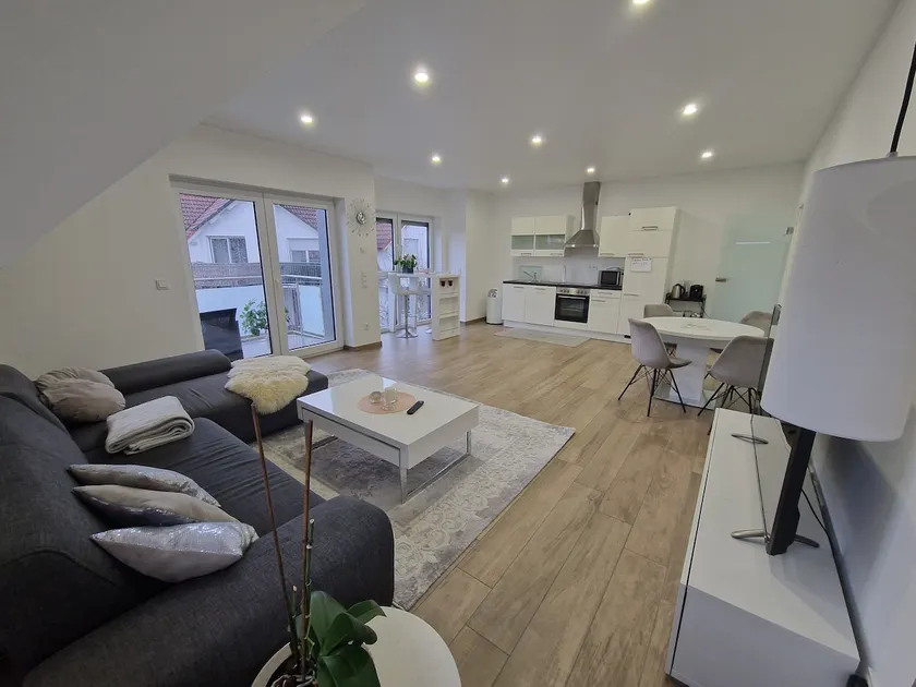 Newly built apartment 150 sqm with balcony - Image 1