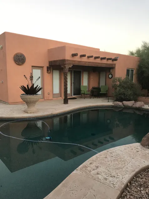 Spacious 2 bedroom Casita - Image 1