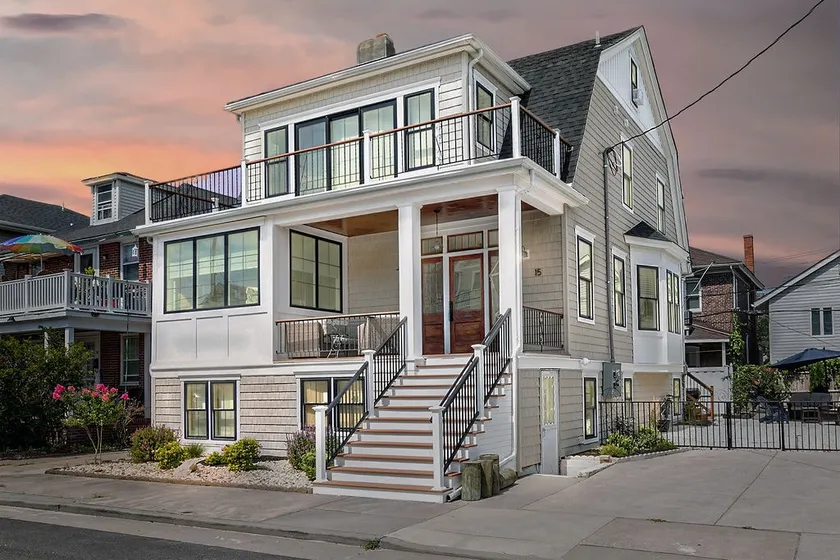 Just redone, 1 1/2 block from Ventnor beach - Image 1