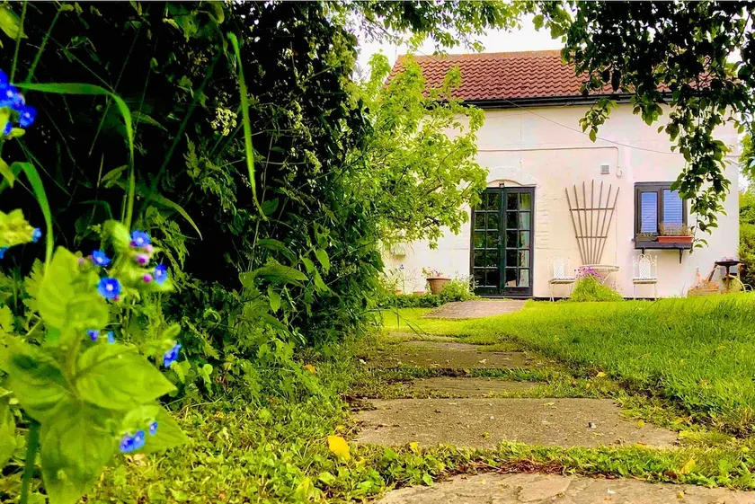 Cosy and idyllic Suffolk countryside getaway - Image 1