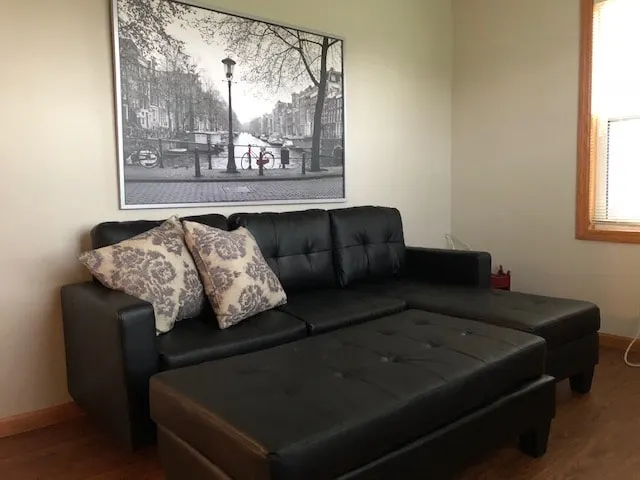 The Cozy Cottage - Image 1