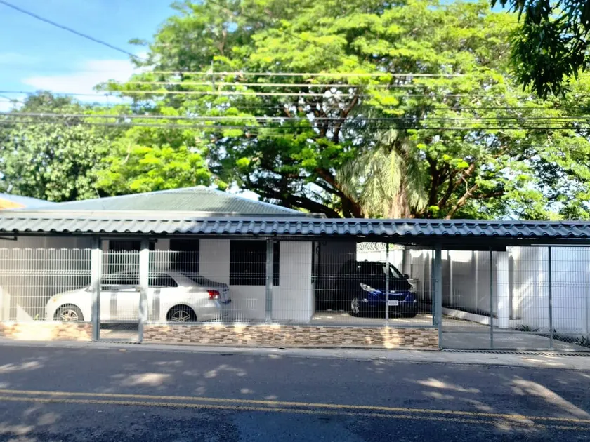 Casa Dava, Bagaces Guanacaste - Image 1