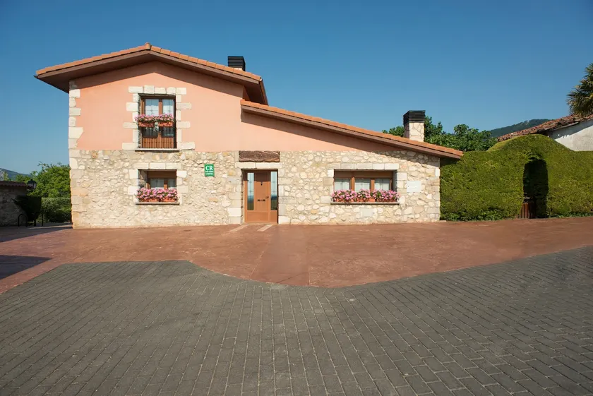 Legaire Etxea - Image 1