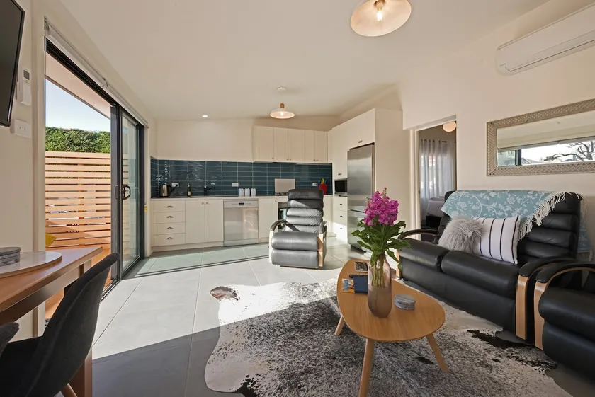The Lollyshop Apartment in Battery Point - Image 1
