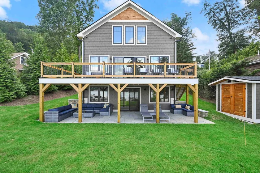 Lake Front Family Oasis - Image 1