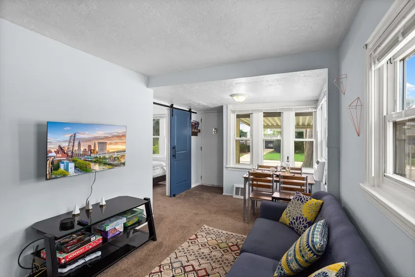 Cozy Bungalow- 10 Min to DTWN CLE | Walk to Lake! - Image 1