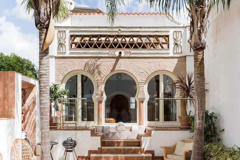 BEACH HOUSE • Oasis • 50m to Dream Beach - Image 1
