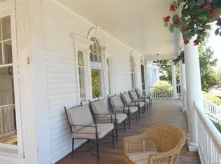 Beautiful, large, historic 6 bedroom home. - Image 1