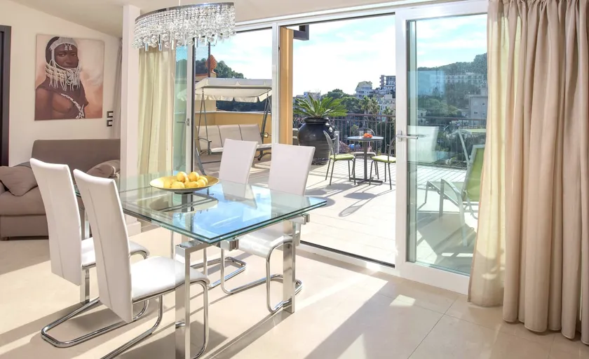 Taonasi SILVANA Luxury Apartments - Image 1