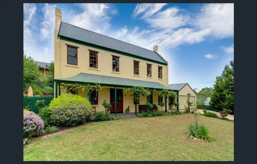 Charming Farmhouse Suite for Two. - Image 1