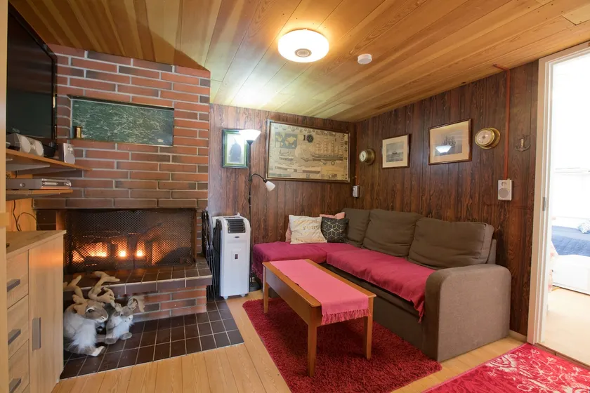 Captains cabin - Image 1