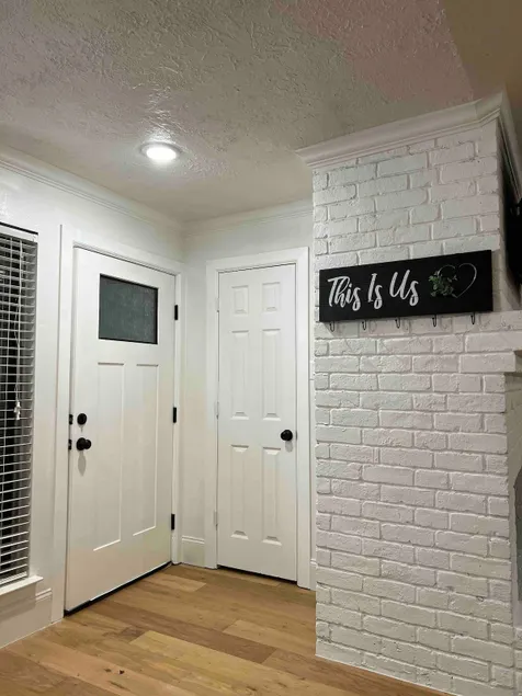 4 Bedroom Traveler's Hideaway - Image 1